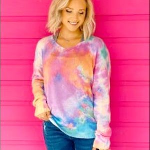 Gorgeous Rainbow Tie Dye Top!